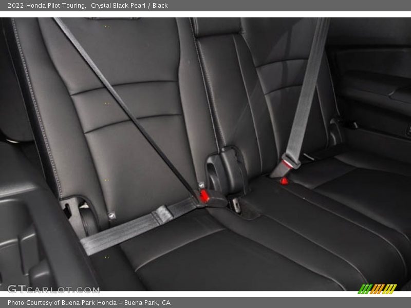 Crystal Black Pearl / Black 2022 Honda Pilot Touring