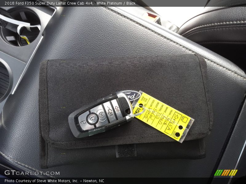 White Platinum / Black 2018 Ford F350 Super Duty Lariat Crew Cab 4x4