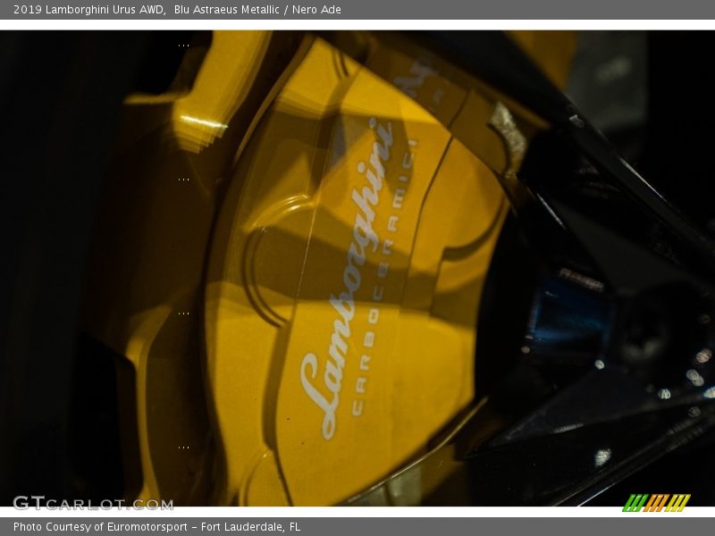 Blu Astraeus Metallic / Nero Ade 2019 Lamborghini Urus AWD