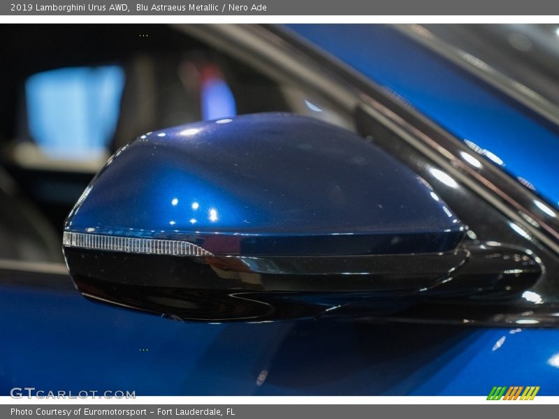 Blu Astraeus Metallic / Nero Ade 2019 Lamborghini Urus AWD