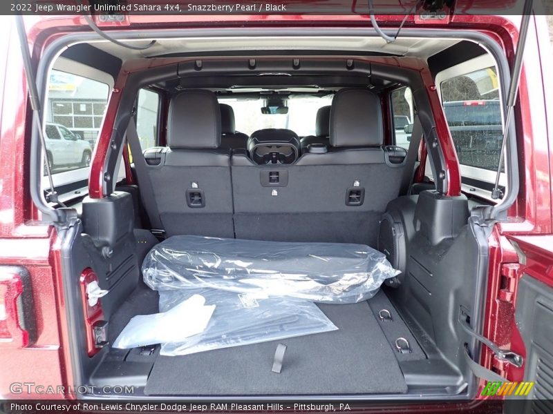 Snazzberry Pearl / Black 2022 Jeep Wrangler Unlimited Sahara 4x4