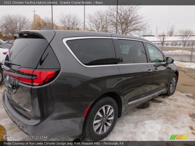 Granite Crystal Metallic / Black 2022 Chrysler Pacifica Hybrid Limited