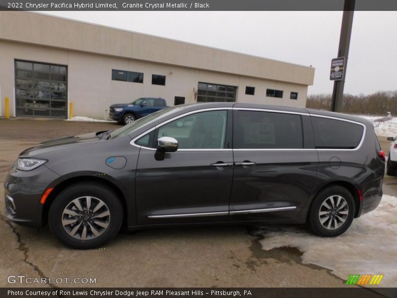 Granite Crystal Metallic / Black 2022 Chrysler Pacifica Hybrid Limited