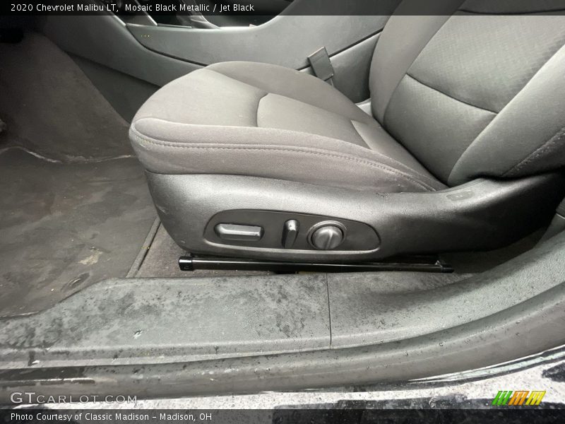 Mosaic Black Metallic / Jet Black 2020 Chevrolet Malibu LT