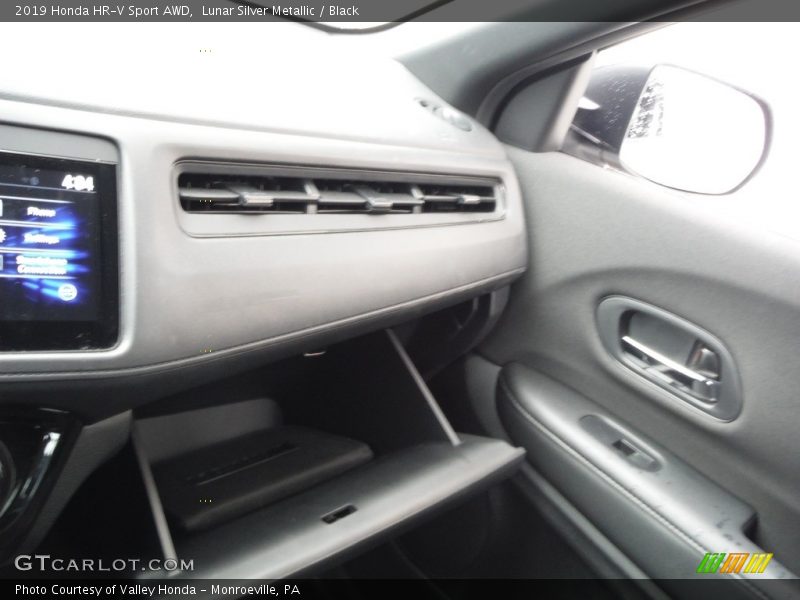 Lunar Silver Metallic / Black 2019 Honda HR-V Sport AWD