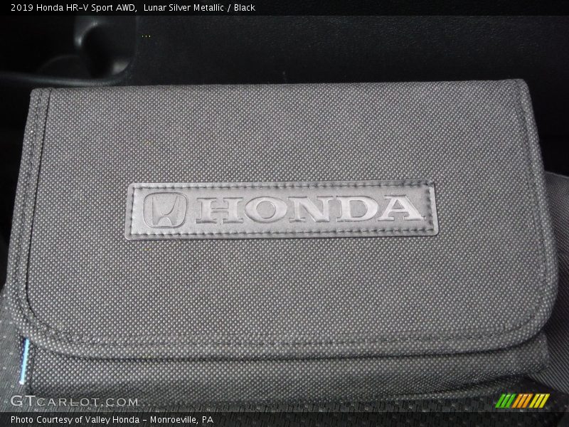 Lunar Silver Metallic / Black 2019 Honda HR-V Sport AWD