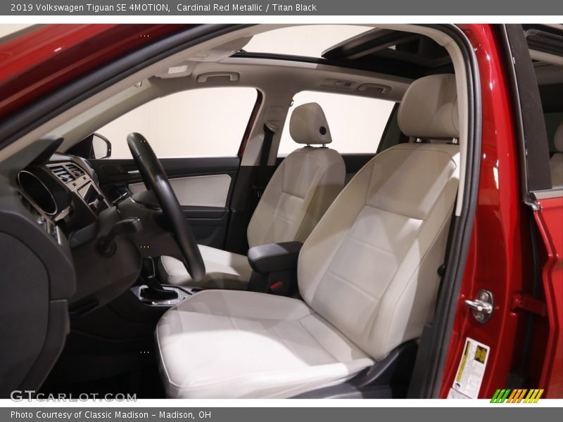 Cardinal Red Metallic / Titan Black 2019 Volkswagen Tiguan SE 4MOTION