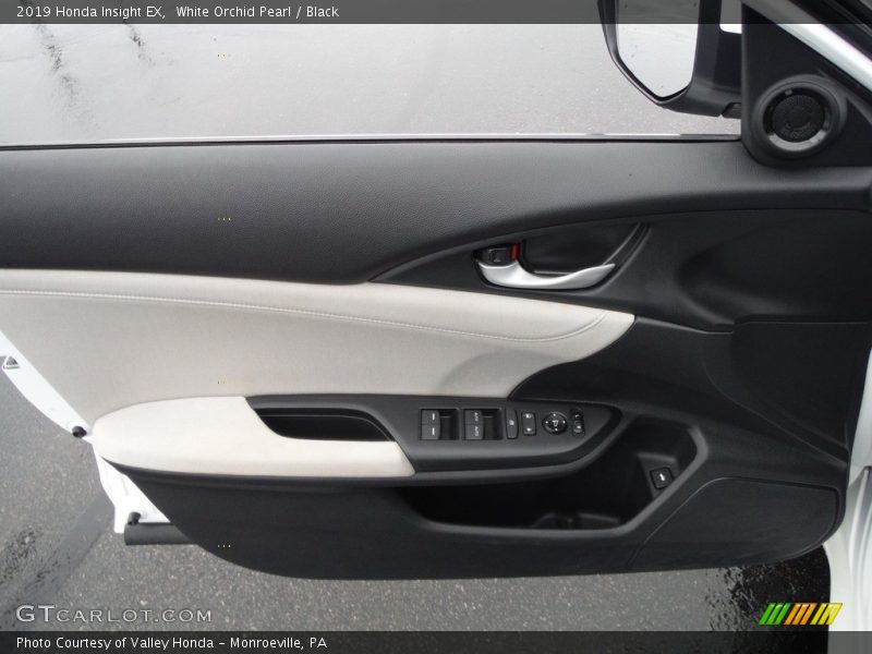 White Orchid Pearl / Black 2019 Honda Insight EX