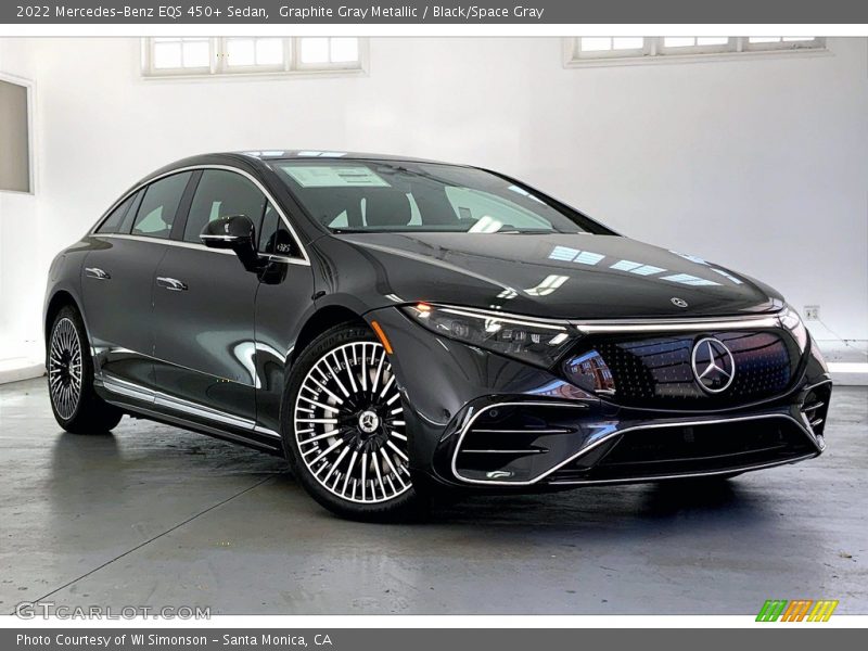 Front 3/4 View of 2022 EQS 450+ Sedan