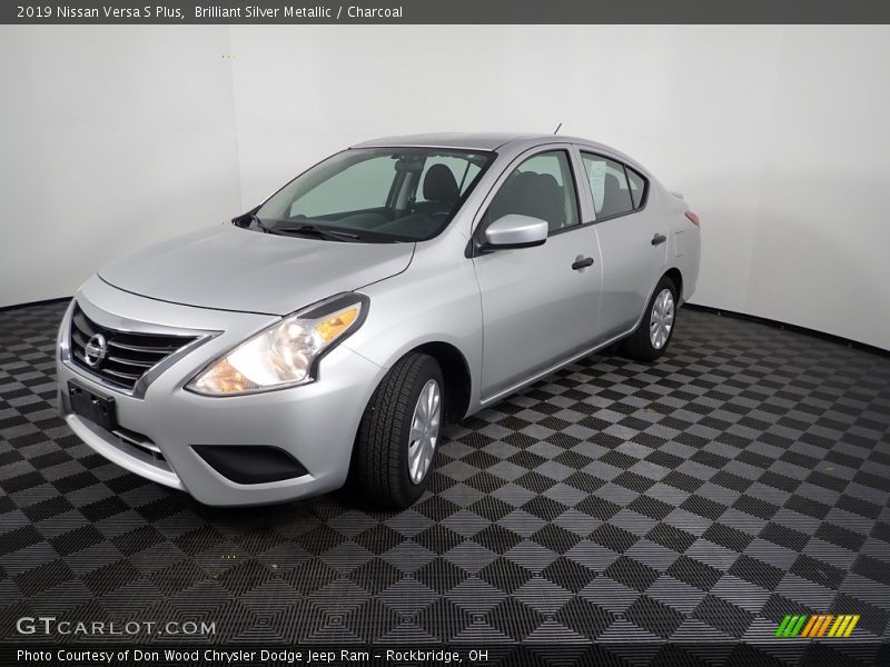 Brilliant Silver Metallic / Charcoal 2019 Nissan Versa S Plus