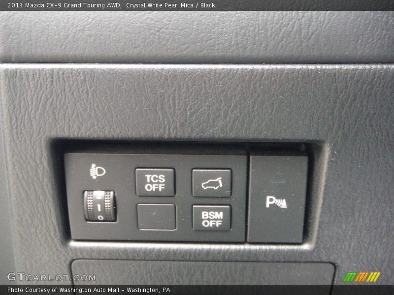 Controls of 2013 CX-9 Grand Touring AWD