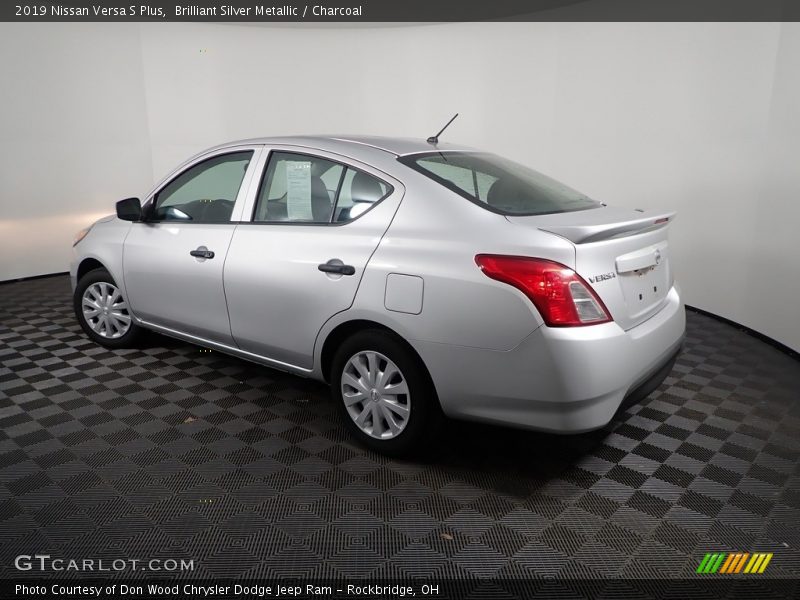 Brilliant Silver Metallic / Charcoal 2019 Nissan Versa S Plus