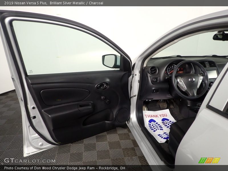 Brilliant Silver Metallic / Charcoal 2019 Nissan Versa S Plus
