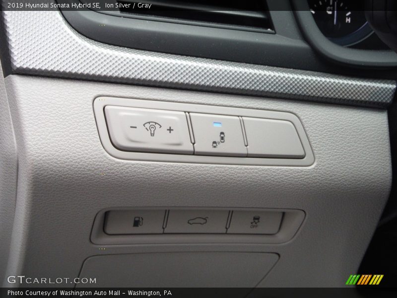 Ion Silver / Gray 2019 Hyundai Sonata Hybrid SE