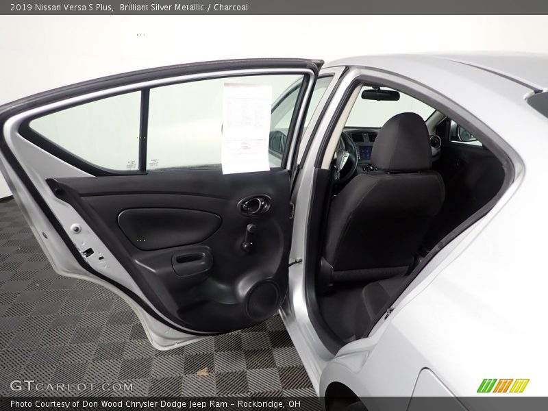 Brilliant Silver Metallic / Charcoal 2019 Nissan Versa S Plus