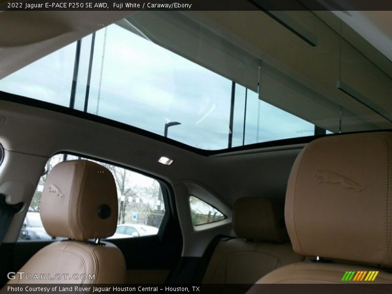 Sunroof of 2022 E-PACE P250 SE AWD
