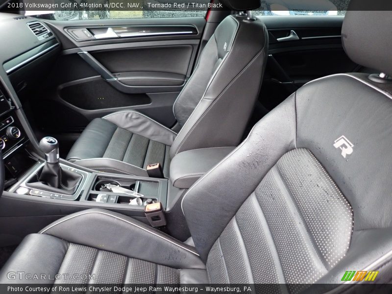  2018 Golf R 4Motion w/DCC. NAV. Titan Black Interior
