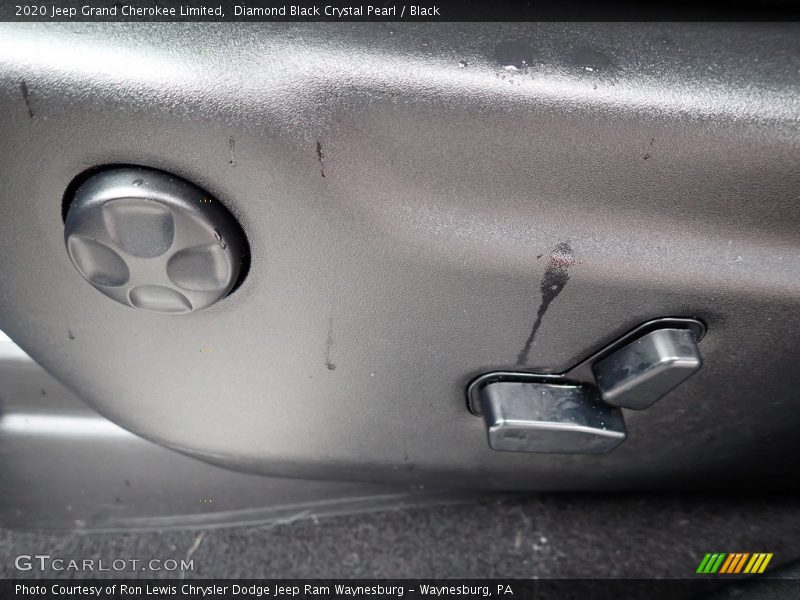 Diamond Black Crystal Pearl / Black 2020 Jeep Grand Cherokee Limited