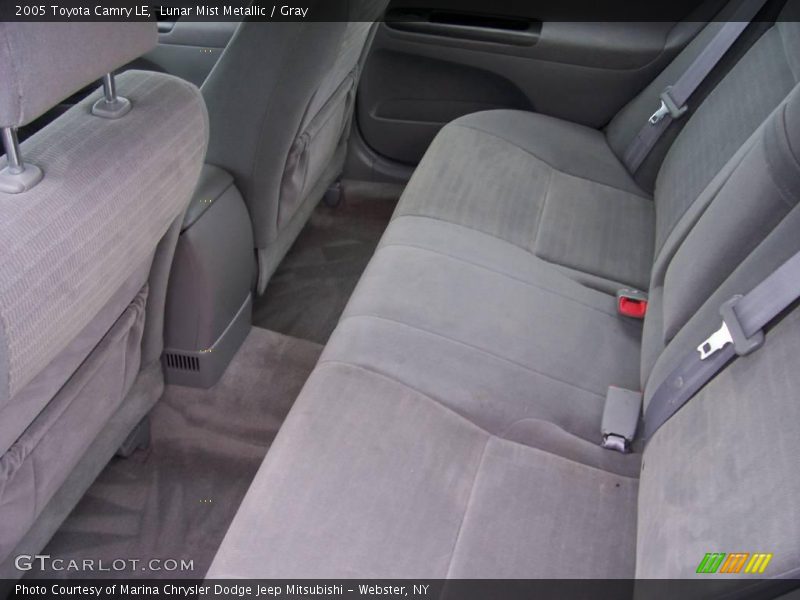 Lunar Mist Metallic / Gray 2005 Toyota Camry LE