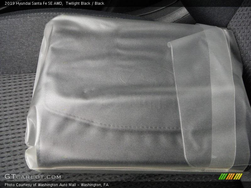 Twilight Black / Black 2019 Hyundai Santa Fe SE AWD
