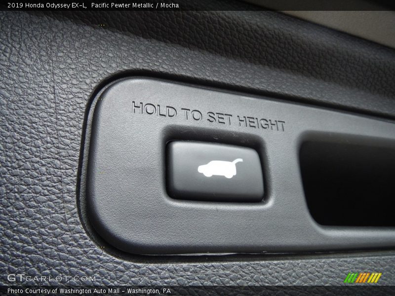 Pacific Pewter Metallic / Mocha 2019 Honda Odyssey EX-L