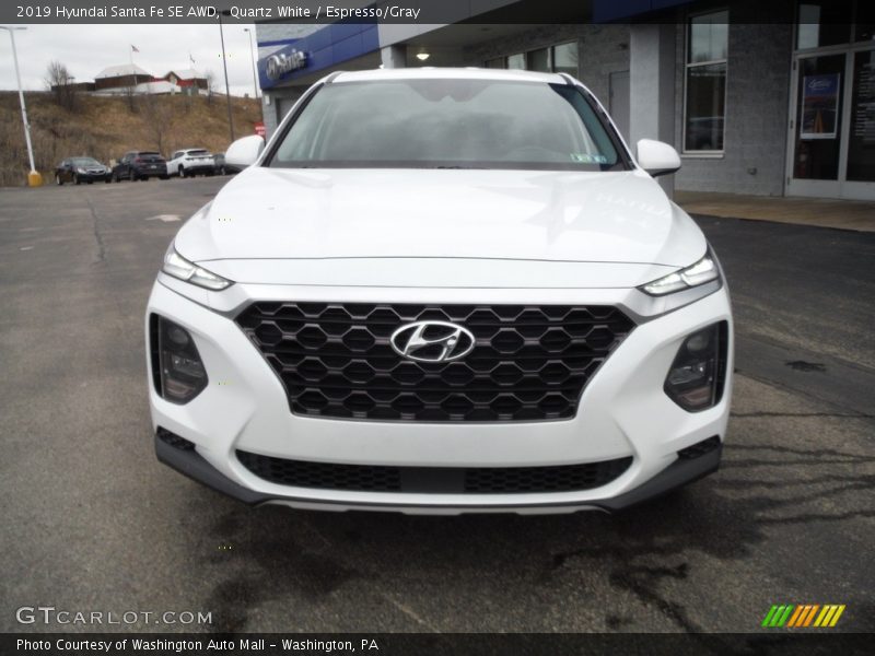 Quartz White / Espresso/Gray 2019 Hyundai Santa Fe SE AWD