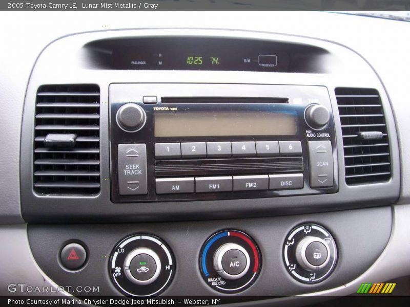 Lunar Mist Metallic / Gray 2005 Toyota Camry LE
