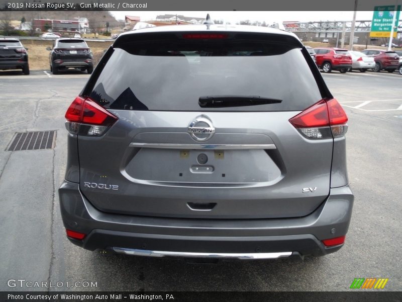 Gun Metallic / Charcoal 2019 Nissan Rogue SV