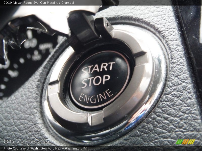 Gun Metallic / Charcoal 2019 Nissan Rogue SV
