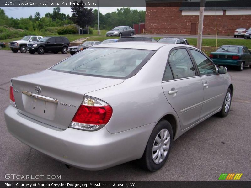 Lunar Mist Metallic / Gray 2005 Toyota Camry LE