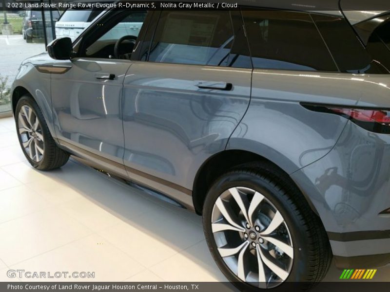 Nolita Gray Metallic / Cloud 2022 Land Rover Range Rover Evoque R-Dynamic S
