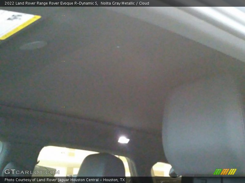 Nolita Gray Metallic / Cloud 2022 Land Rover Range Rover Evoque R-Dynamic S