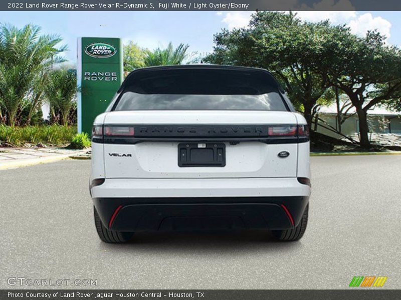 Fuji White / Light Oyster/Ebony 2022 Land Rover Range Rover Velar R-Dynamic S