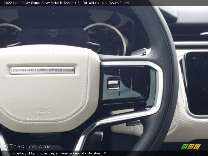  2022 Range Rover Velar R-Dynamic S Steering Wheel