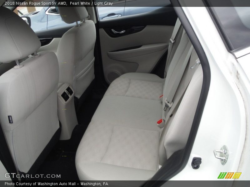 Pearl White / Light Gray 2018 Nissan Rogue Sport SV AWD