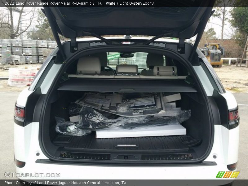  2022 Range Rover Velar R-Dynamic S Trunk