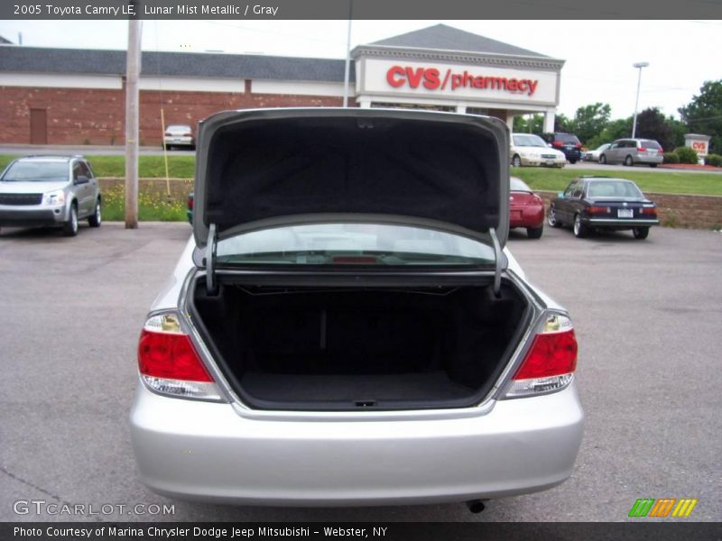 Lunar Mist Metallic / Gray 2005 Toyota Camry LE