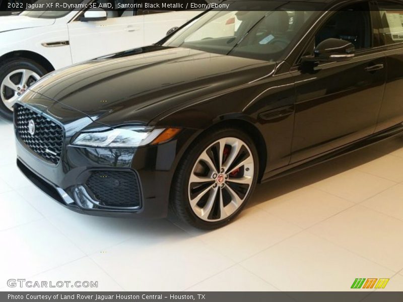 Santorini Black Metallic / Ebony/Ebony 2022 Jaguar XF R-Dynamic SE AWD