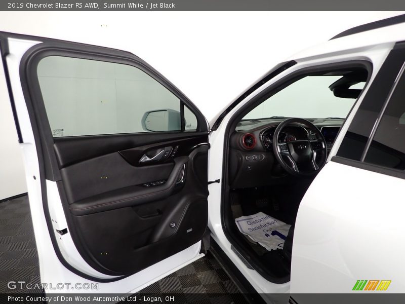 Summit White / Jet Black 2019 Chevrolet Blazer RS AWD