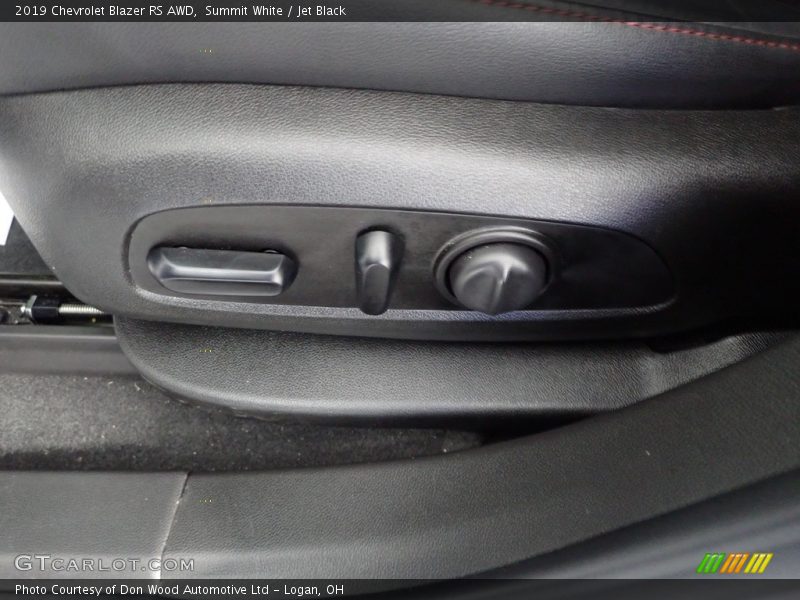 Summit White / Jet Black 2019 Chevrolet Blazer RS AWD