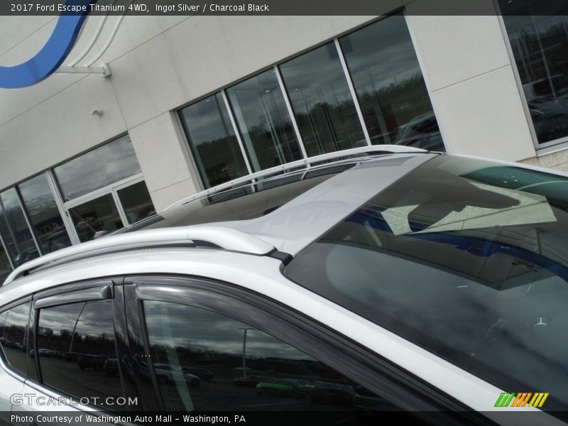 Ingot Silver / Charcoal Black 2017 Ford Escape Titanium 4WD