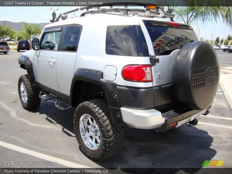 Titanium Metallic / Dark Charcoal 2007 Toyota FJ Cruiser