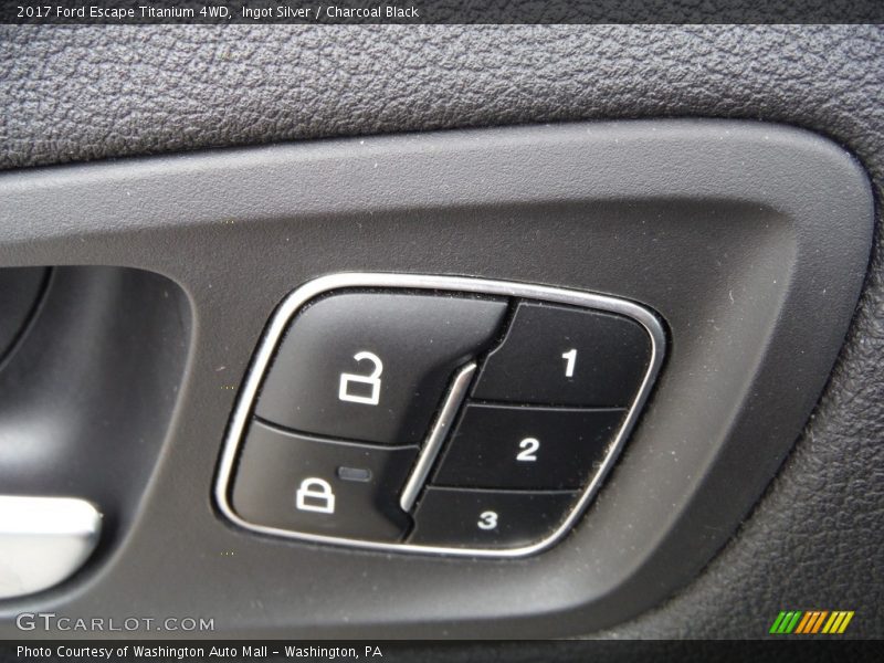 Ingot Silver / Charcoal Black 2017 Ford Escape Titanium 4WD