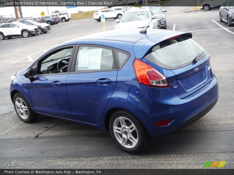 Lightning Blue / Charcoal Black 2018 Ford Fiesta SE Hatchback
