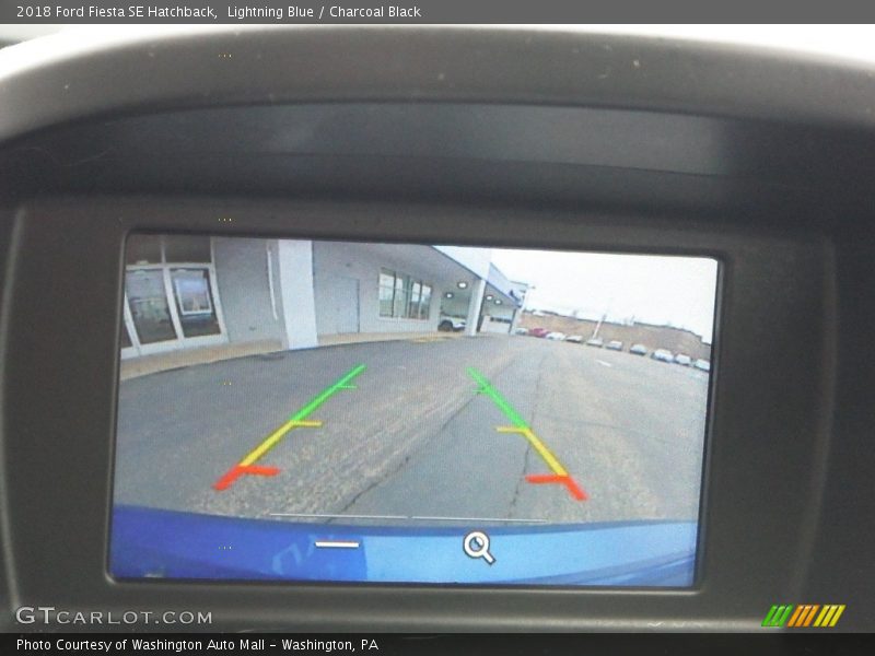 Lightning Blue / Charcoal Black 2018 Ford Fiesta SE Hatchback