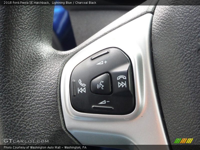 Lightning Blue / Charcoal Black 2018 Ford Fiesta SE Hatchback