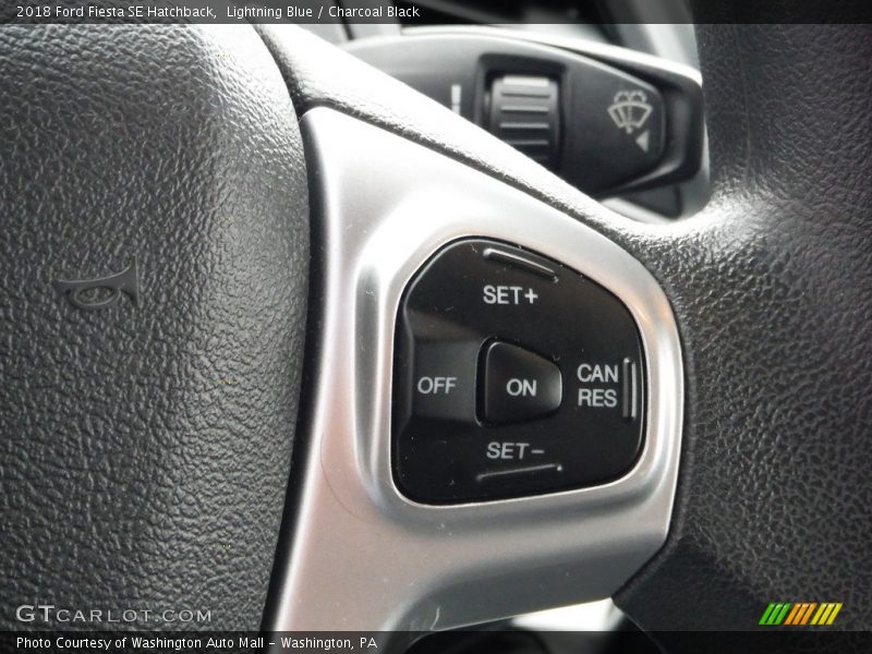 Lightning Blue / Charcoal Black 2018 Ford Fiesta SE Hatchback