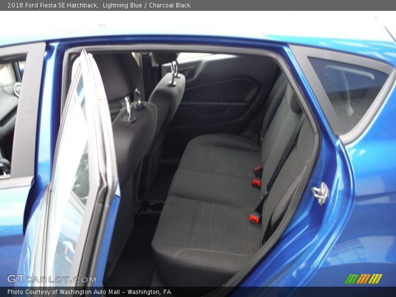 Lightning Blue / Charcoal Black 2018 Ford Fiesta SE Hatchback
