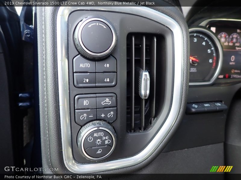 Northsky Blue Metallic / Jet Black 2019 Chevrolet Silverado 1500 LTZ Crew Cab 4WD