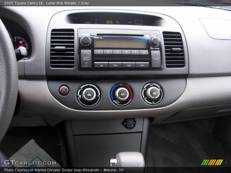 Lunar Mist Metallic / Gray 2005 Toyota Camry LE
